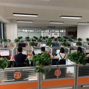 授课+辅导，雨露众德打破传统，助力学习